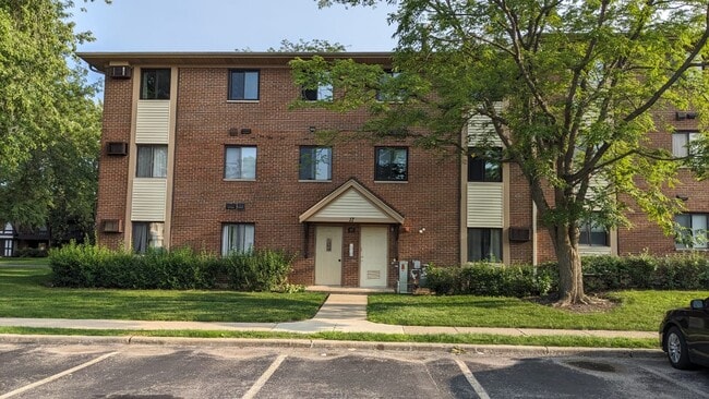 Building Photo - 17 Parkside Ct