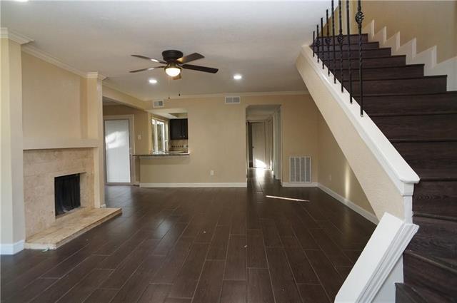 Photo - 707 Sceptre Cir Townhome