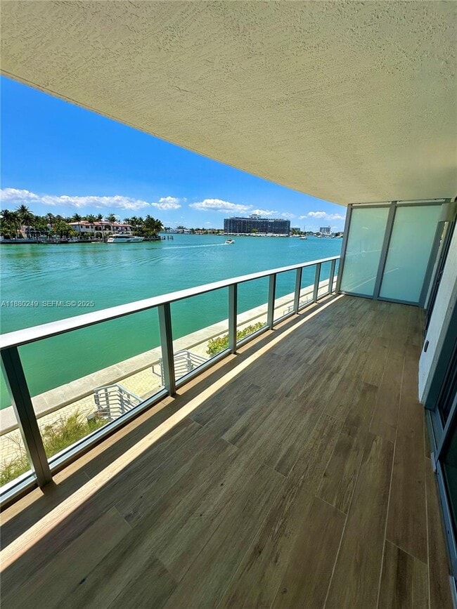 Photo - 6620 Indian Creek Dr Unit 209