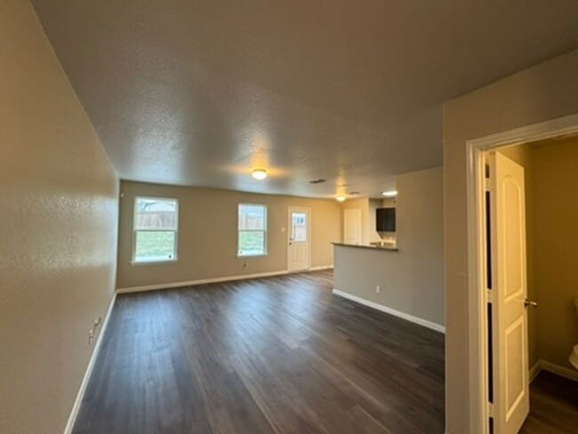 Photo - 3-Bedroom Home in Southeast San Antonio with Spacious Backyard & Open Layout