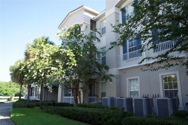 Building Photo - 3301 Whitestone Cir Unit 105