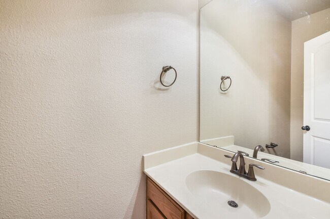 Photo - 3 BEDROOM DUPLEX LOCATED IN HUTTO, TEXAS!