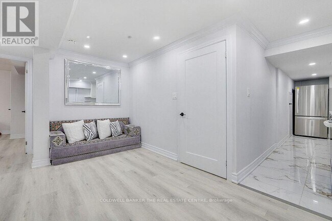 Photo - 1793 Parkside Dr