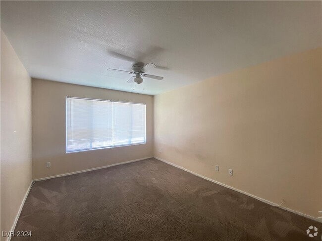 Building Photo - 3152 Tarpon Unit 204 Rental