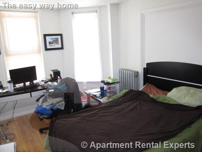 Photo - 14 Oxford St Unit #2