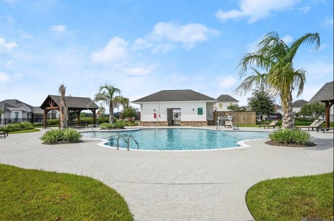 Photo - 3329 Creekmere Ln