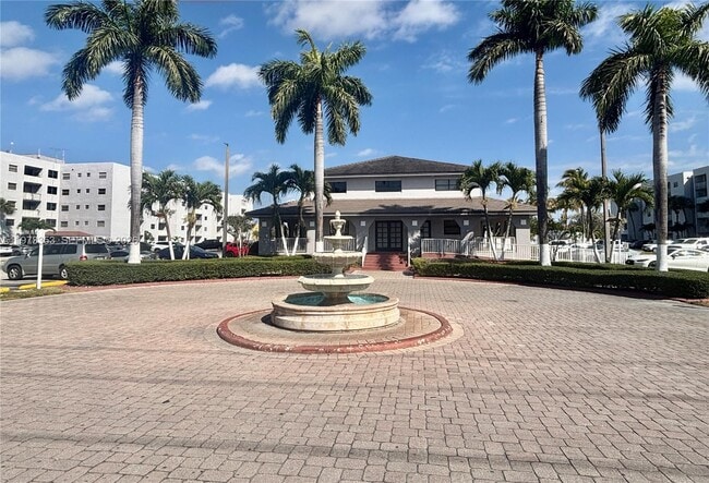 Building Photo - 8145 NW 7th St Unit 210