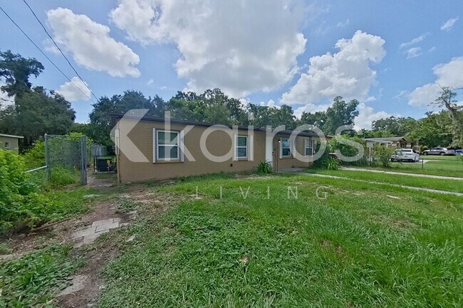 Photo - 1923 N Brack St