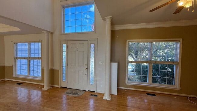 Photo - Spacious Colonial in Austin Ridge