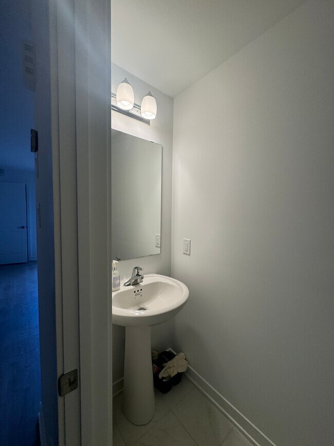 Photo - Stunning 2-bedroom, 2.5-bathroom