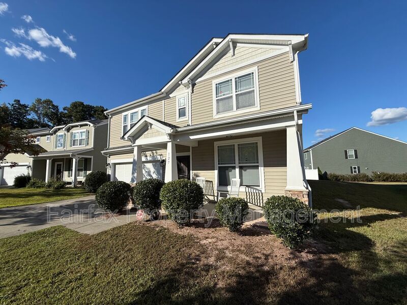 Photo - 127 Rosebud Ln