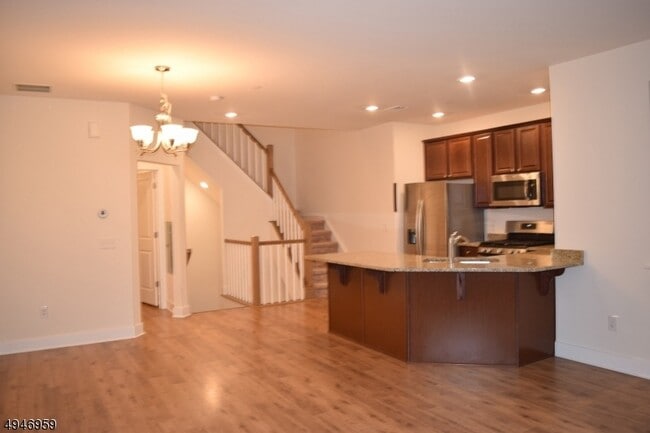 229 Parkview Ln