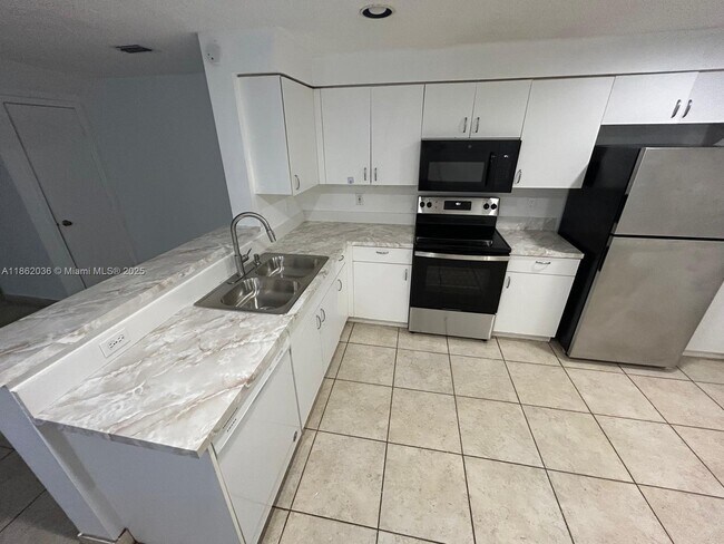 Photo - 1527 Veracruz Ln