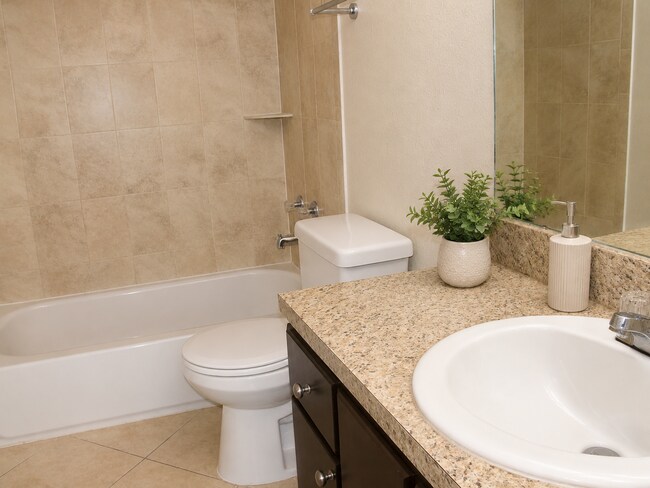 Photo - 11571 NW 45th St Unidad 11571-B1 - Westmount