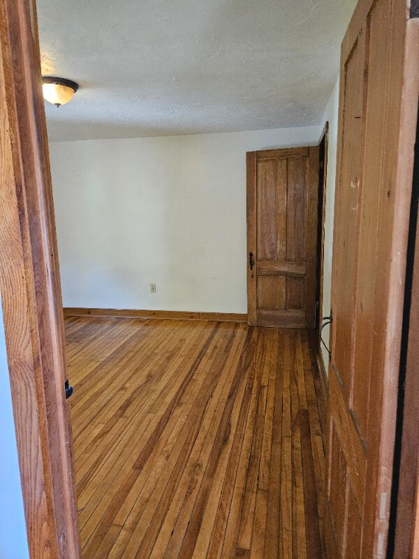 42 Charlton St Unit 2R