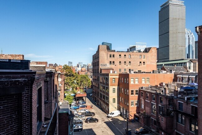 Photo - 362 Commonwealth Ave Unit 4E