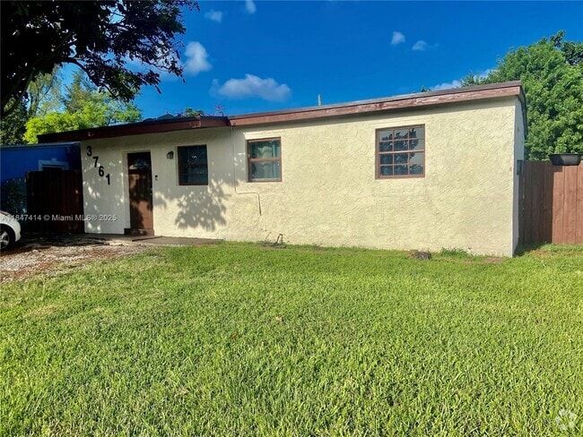 Building Photo - 3761 SW 45th Terrace Rental