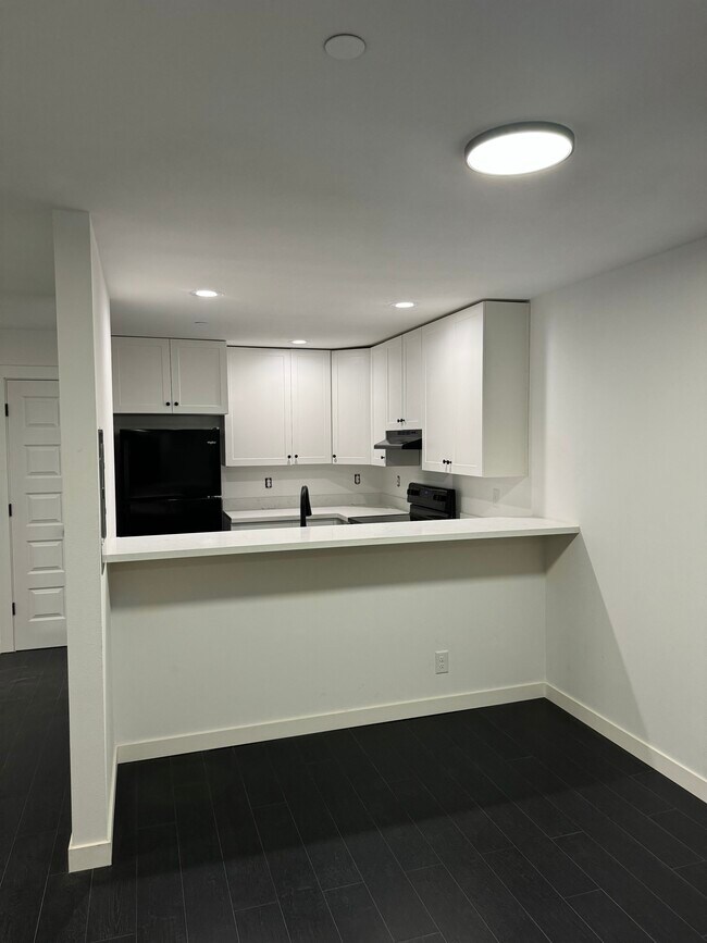 Pittman Apartments - Pittman Apartments