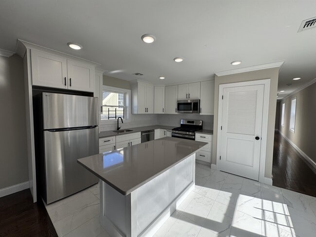 Photo - 515 Walnut St