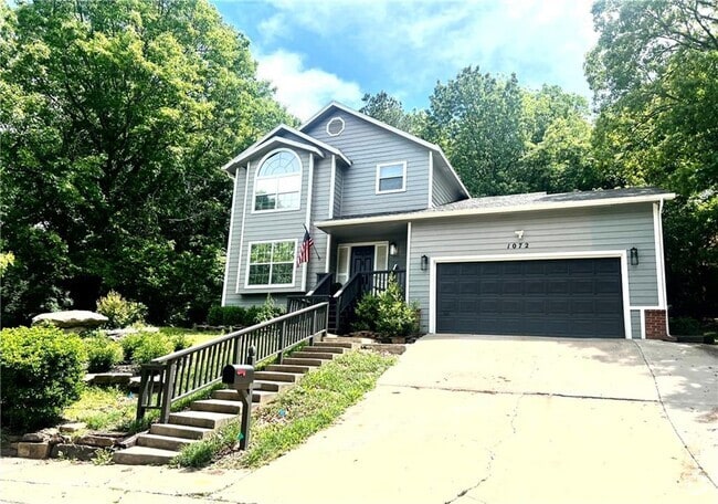 Building Photo - 1072 Valley View Dr Rental