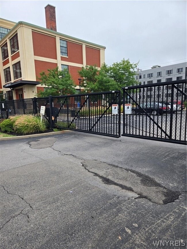 Photo - 2917 Main St Unidad 202