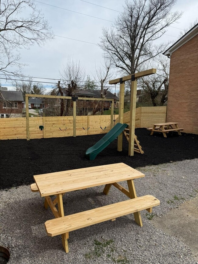 Photo - 107 Robbins Dr Unidad 1