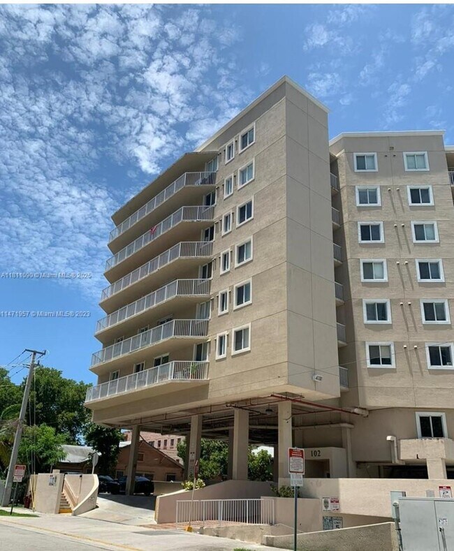Photo - 102 SW 6th Ave Condo Unit 507