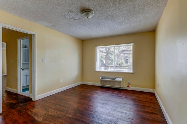 Photo - 3700 Pasadena St Unit 3