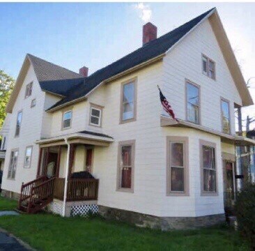 Building Photo - 36 Silver St Unit 1