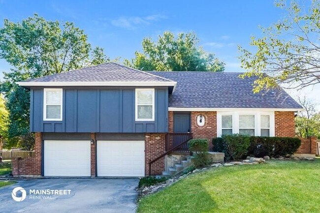6613 LONG AVE, SHAWNEE, KS 66216 - 6613 LONG AVE, SHAWNEE, KS 66216 House