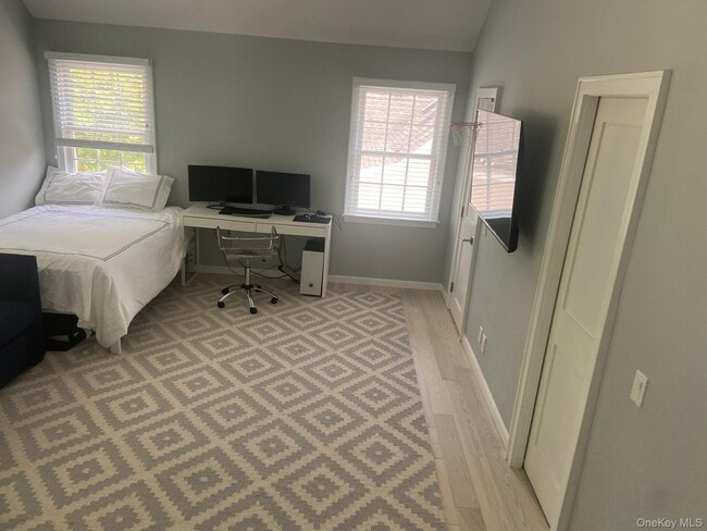 Photo - 1697 Bay Blvd