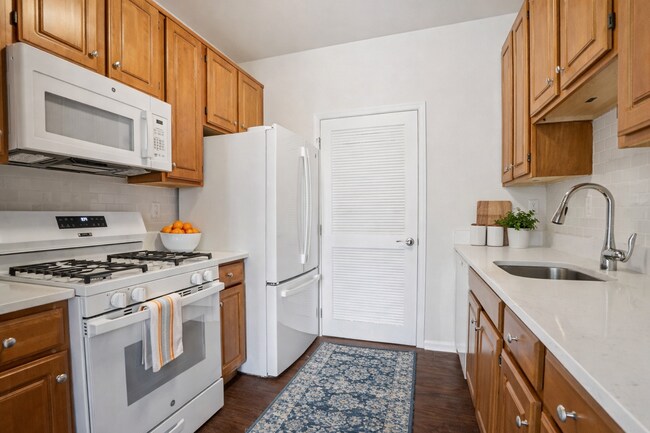 Photo - The Apartments At Weatherby
