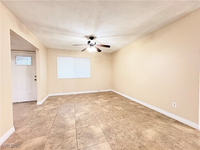 Photo - 4732 Monterrey Ave