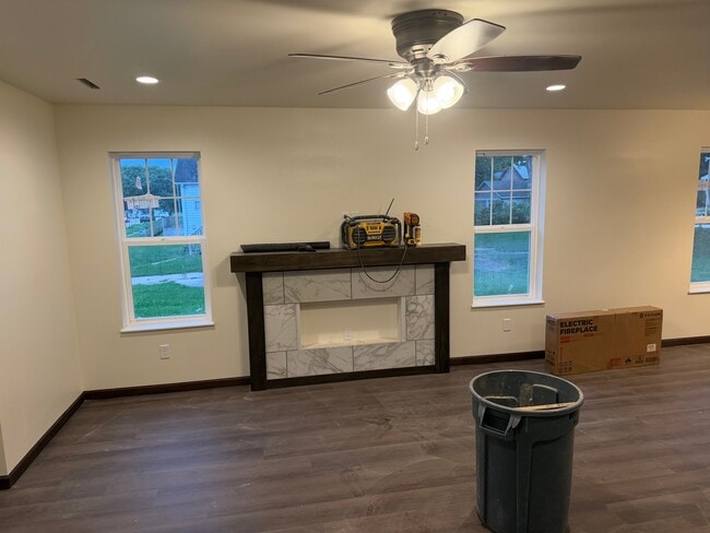 Photo - 2423 Iowa St Unit 2423