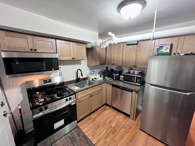 Photo - 3216 W Altgeld St Unit G