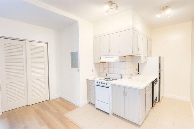 Photo - 140 Chestnut St Unit 709