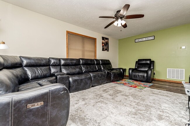 Photo - 120 W Spruce St