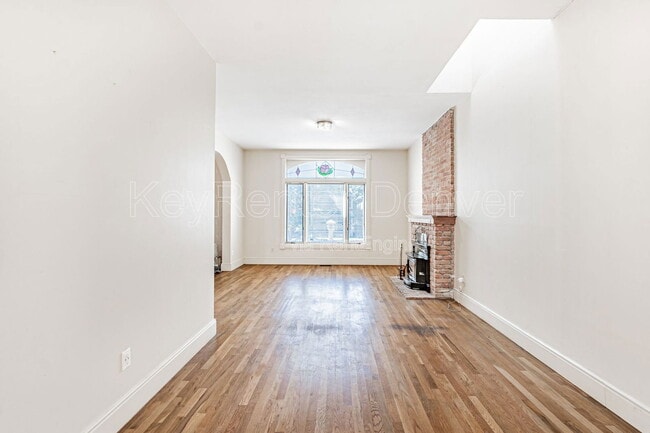 Building Photo - 2418 N Clarkson St