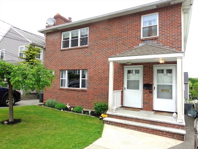 Photo - 185 Edenfield Ave Unit 2