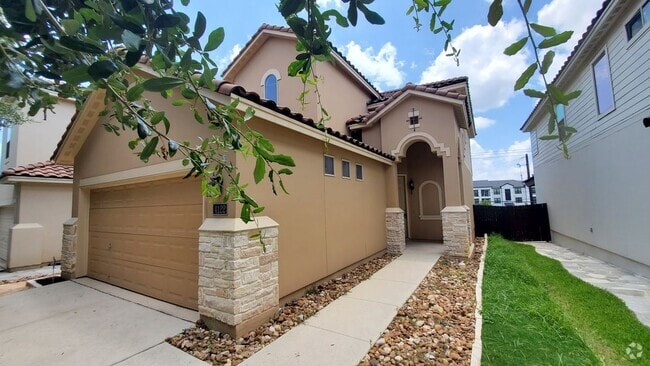 Building Photo - 4122 Woodbridge Way Rental