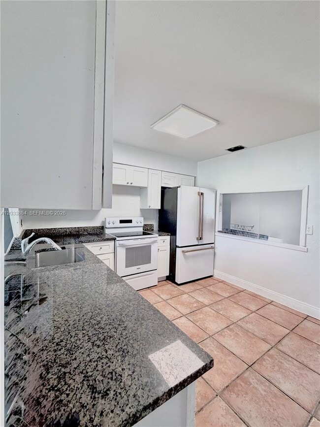 Photo - 4540 SW 43rd Ave