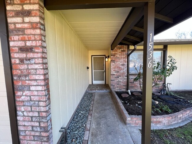 1536 Sheldon Dr