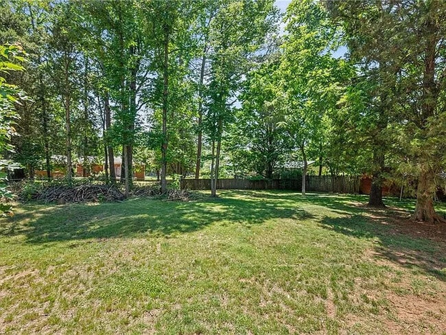 Photo - Build Equity Like a Homeowner – Lease to Own