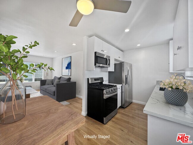 Photo - 2841 S Sycamore Ave Unit 3