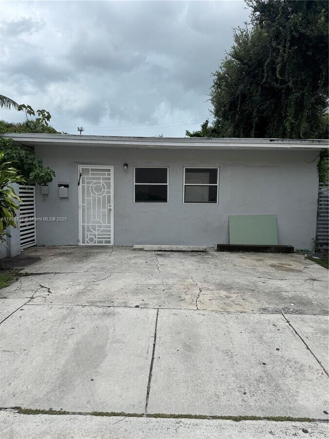 Photo - 7009 NW 5th Ave Unit 1