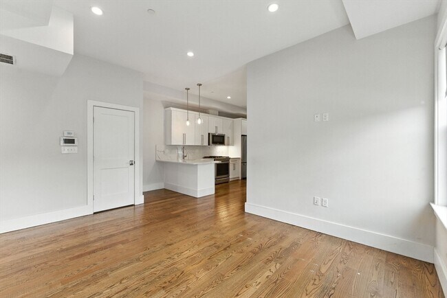 Photo - 64 Gove St Unit #1