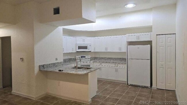 2801 Riverside Dr Unit 107-S
