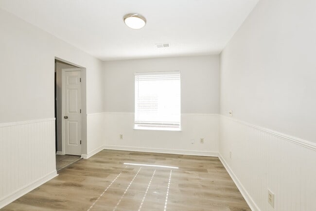 Photo - 6963 Naples Dr