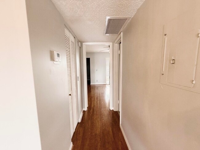 Photo - 100 Village Green Cir E Unit 306