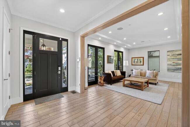 Photo - 5310 Dorsett Pl NW